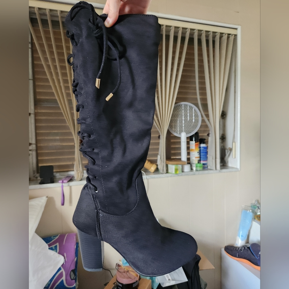 Top Moda black boots lace up detail. NEW